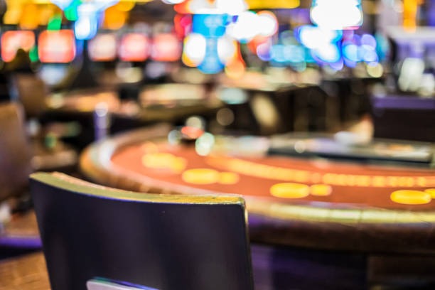 babe slot live blackjack table displayed on mobile phone screen